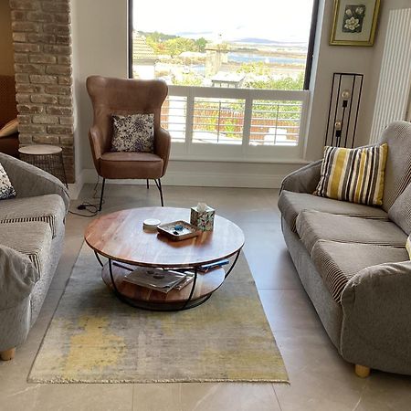 Roundstone Retreats Roundstone Harbour Lights Apartment ภายนอก รูปภาพ